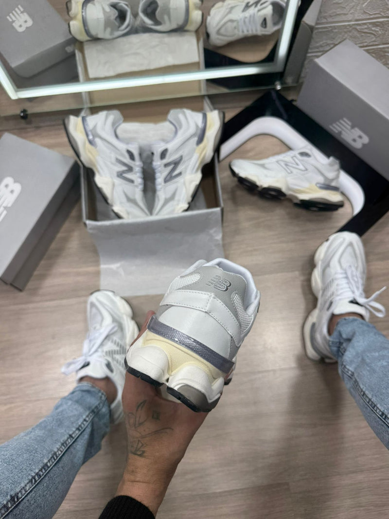 New Balance 9090 Branco e Cinza