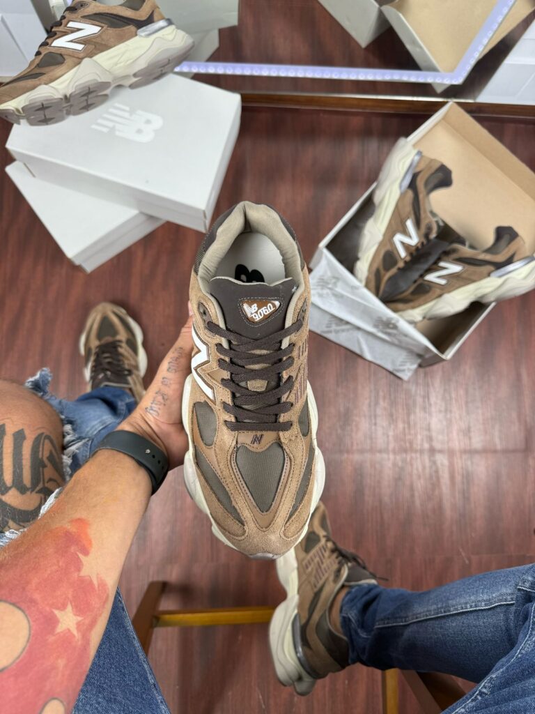 Tênis New Balance 9060 Marrom Masculino Premium