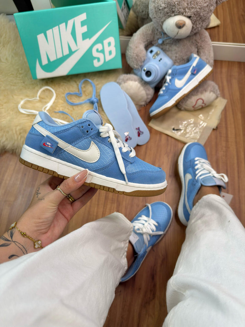 Tênis Nike Dunk Teddy Bear Camurça Azul Feminino Premium