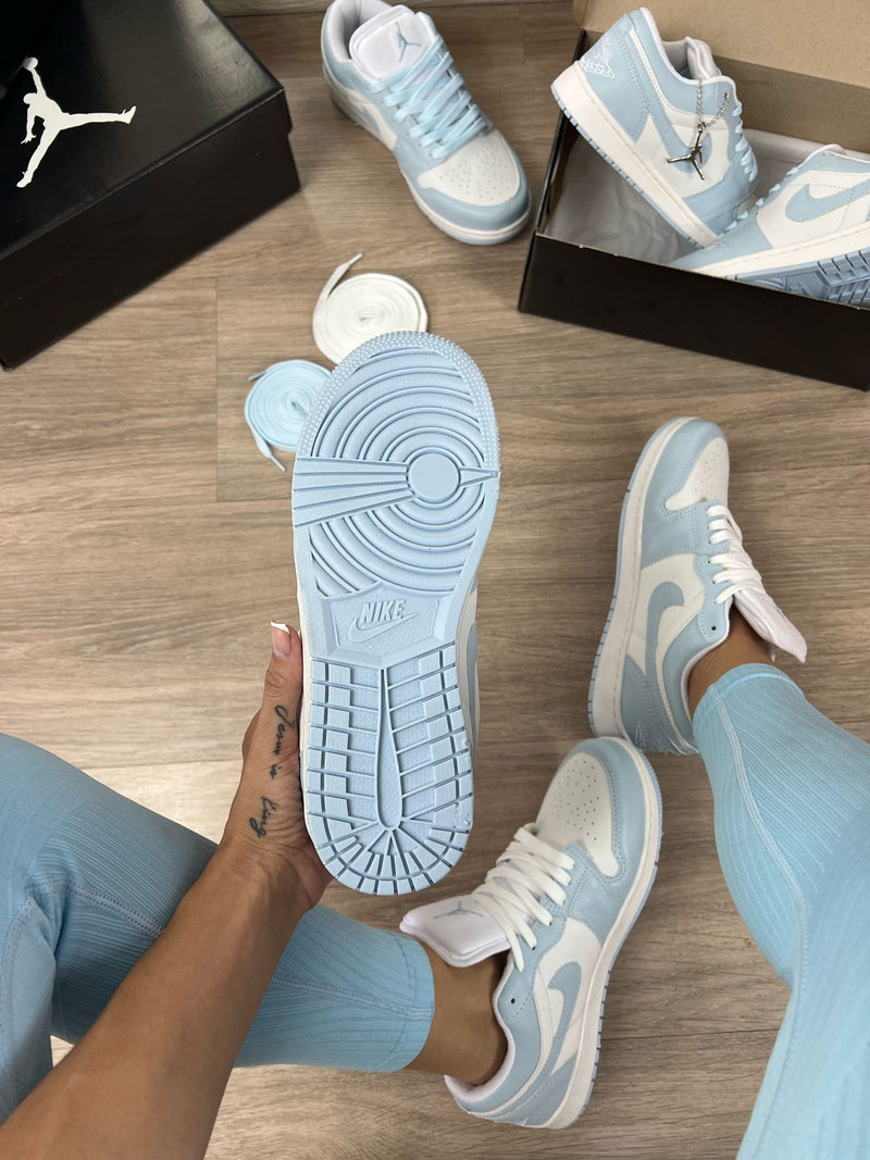 Tênis Nike Jordan Low Premium Branco Acqua